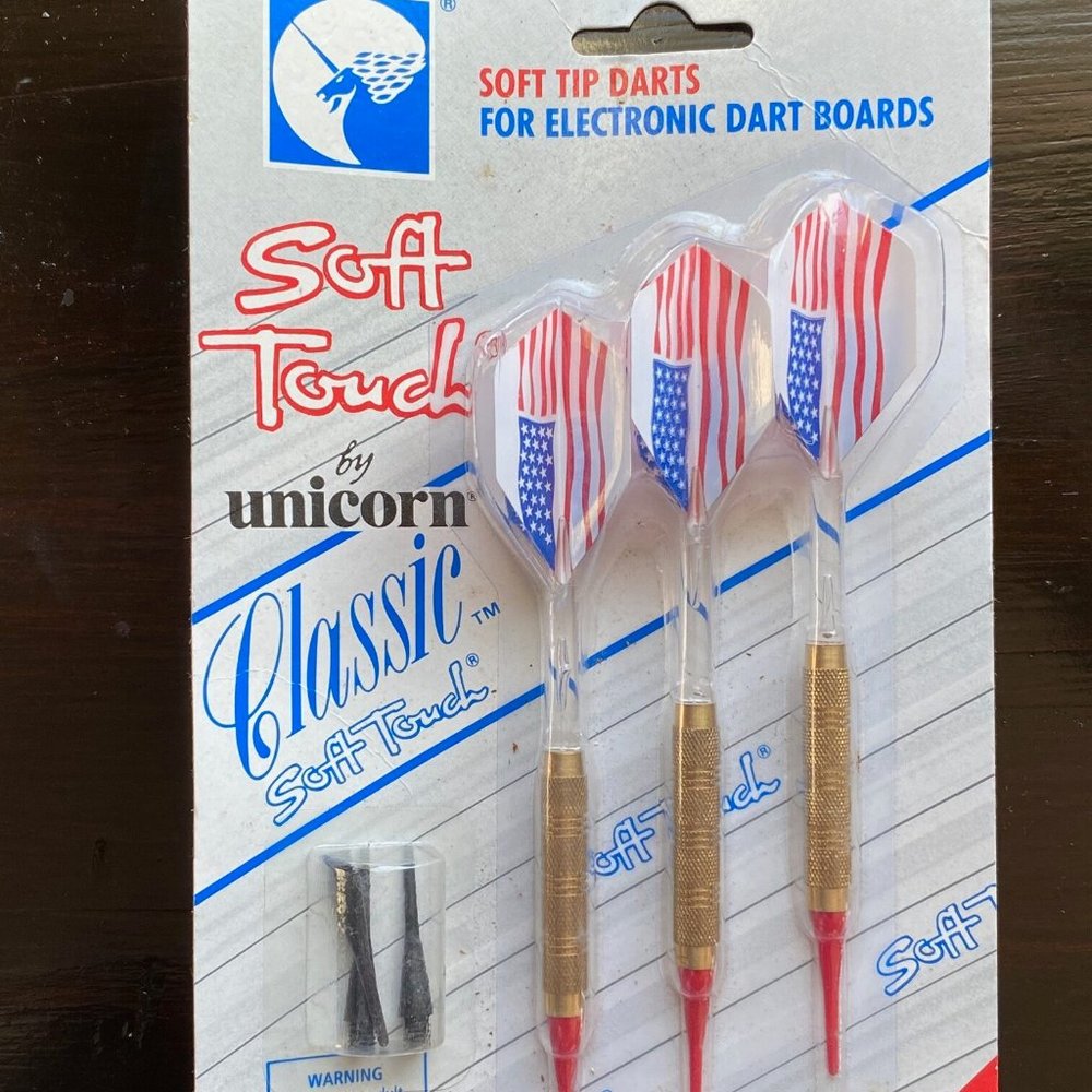 1992 Vintage Unicorn English Darts Classic Soft Touch USA Flag Patriotic Brass